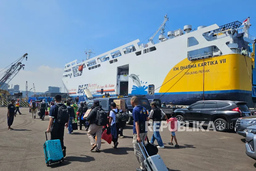 Diskon Tiket Kapal Pelni 30 Persen Diprediksi Dongkrak Rutinitas Perjalanan Laut Semarang