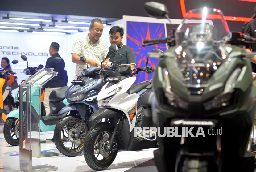 Tips Cerdas Merawat Motor Listrik Selama Mudik Lebaran