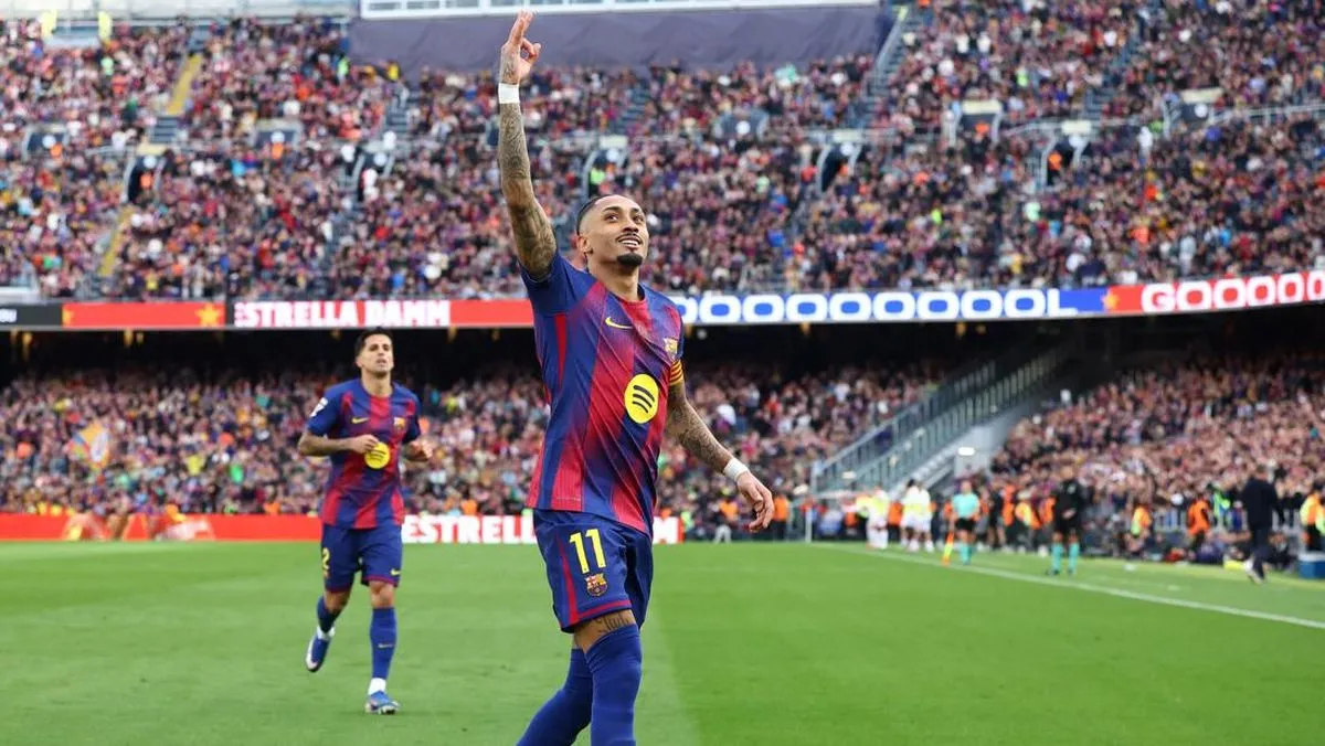 Raphinha Hattrick, Barcelona Pesta Gol ke Gawang Sevilla di Liga Spanyol