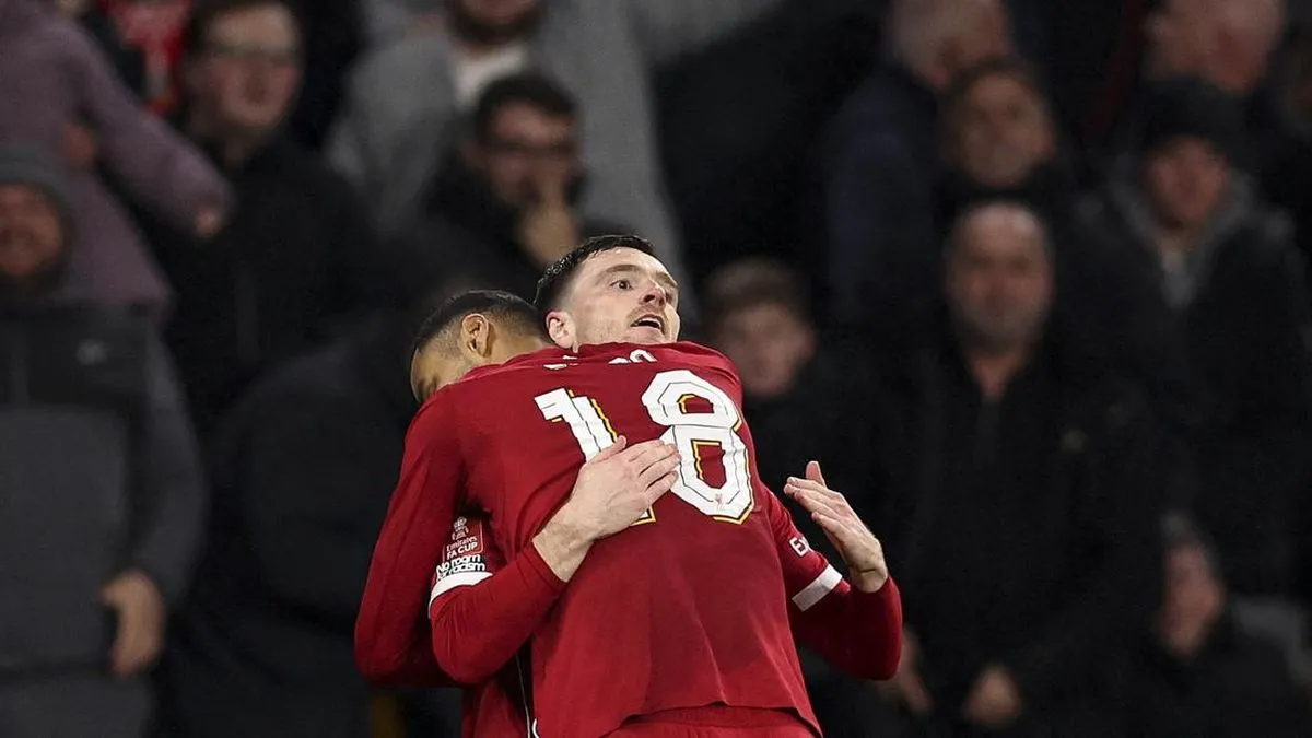 Robertson Serukan Perlawanan Penuh Semangat di Anfield Demi Tiket Perempat Final Liga Champions