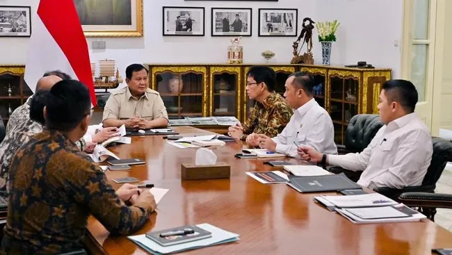 Pemerintah Siapkan Kebijakan WFH Sehari Seminggu untuk Efisiensi Energi Nasional