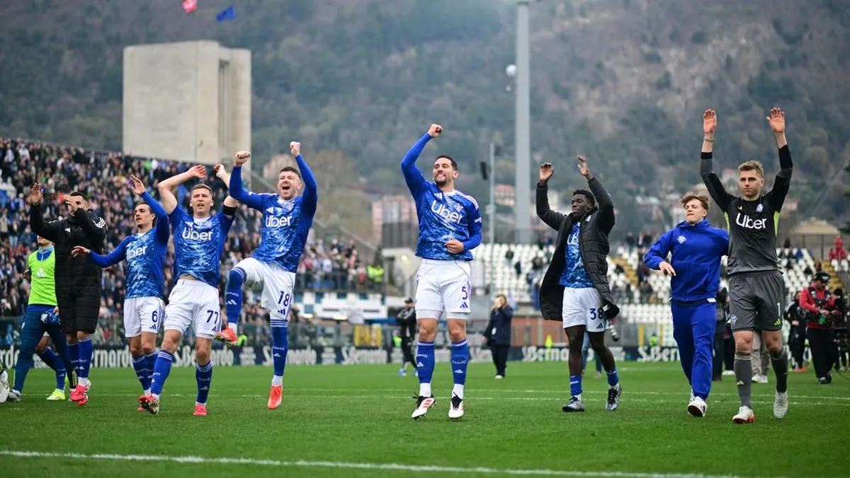 Como Habisi Pisa 5-0, Kokoh di Empat Besar Liga Italia