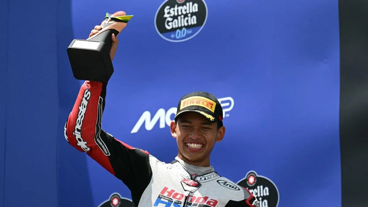 Veda Ega Pratama Pecahkan Telur: Podium Perdana Indonesia di Grand Prix Moto3 Brasil