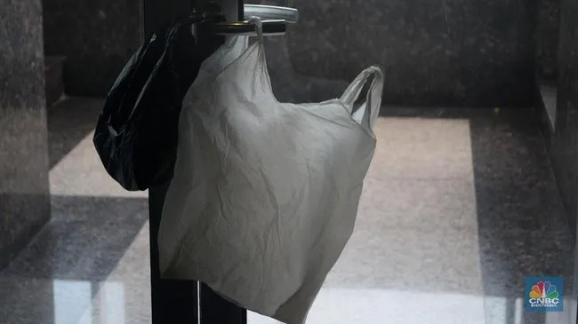 Gangguan Pasokan Naphtha Imbas Konflik Timur Tengah Ancam Industri Plastik Korea Selatan