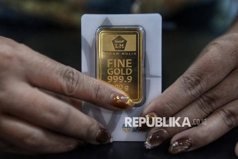 Pergerakan Harga Emas Antam: Stabilitas Jual Berbanding Penurunan Buyback