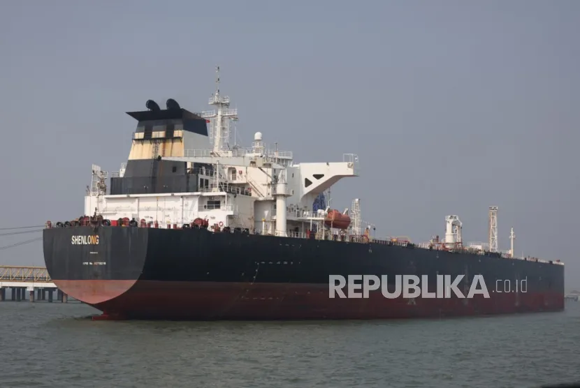 Geopolitik Timur Tengah Goyahkan Harga Energi Dunia, Indonesia Waspadai Inflasi dan Rupiah