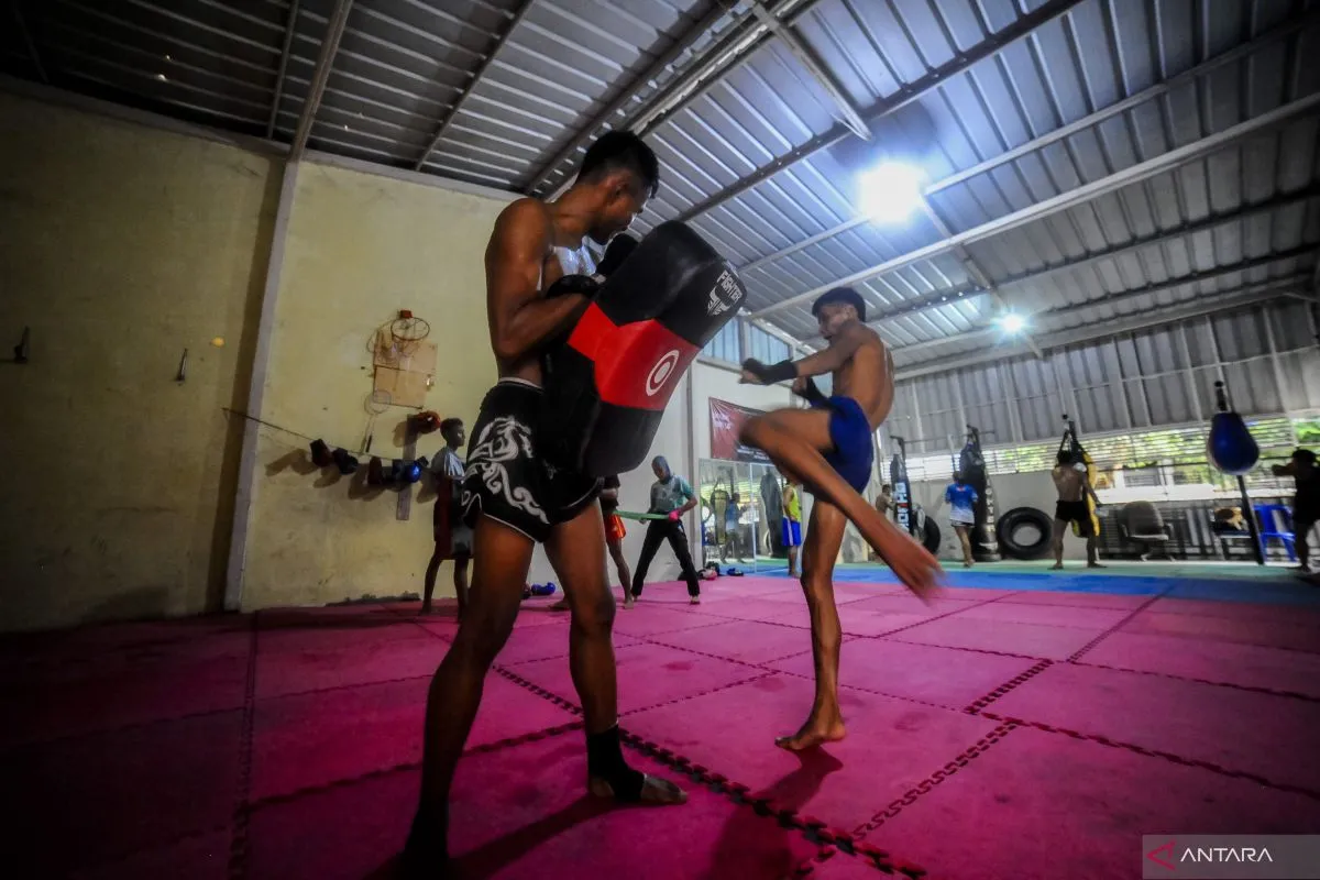 Muay Thai vs Tinju: Duel Seni Bela Diri dengan Jurus Delapan Tungkai Melawan Pukulan Kharismatik