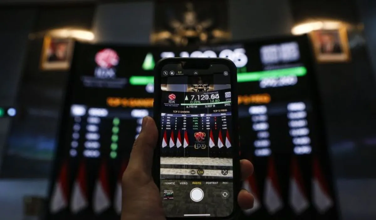 Sentimen Global Dongkrak IHSG, Harga Minyak Anjlok Pasca Penundaan Serangan AS ke Iran