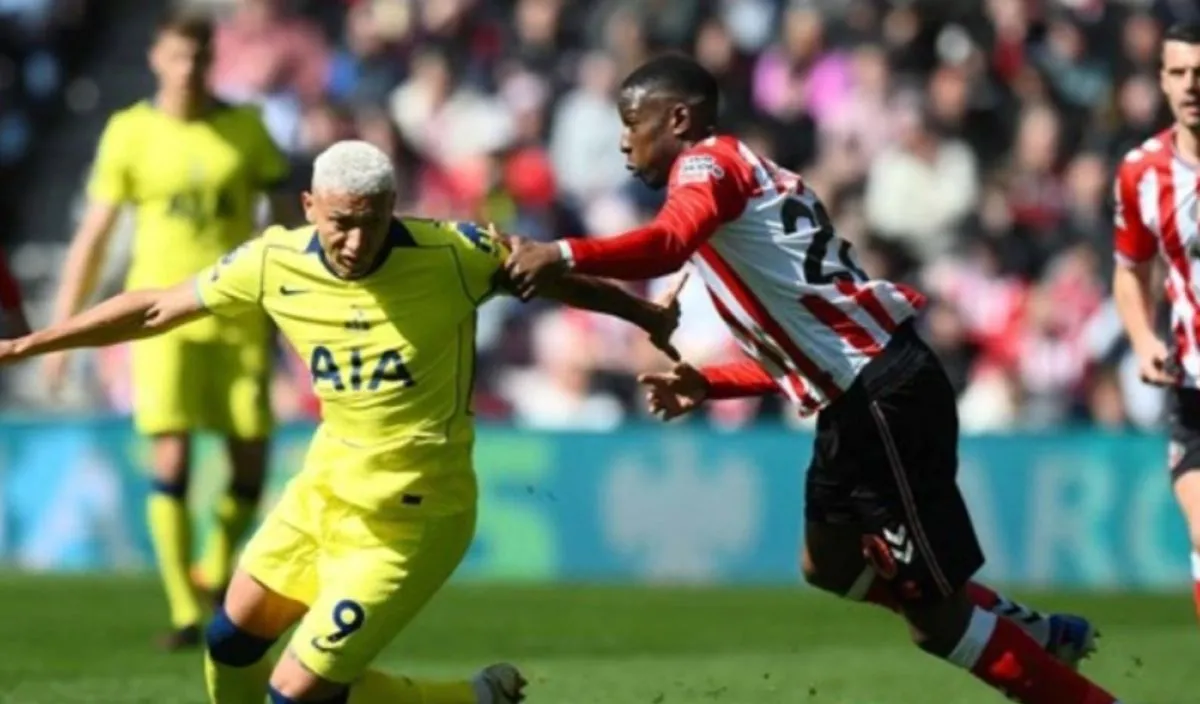 Debut Pahit De Zerbi: Tottenham Tergelincir di Kandang Sunderland, Terancam Degradasi