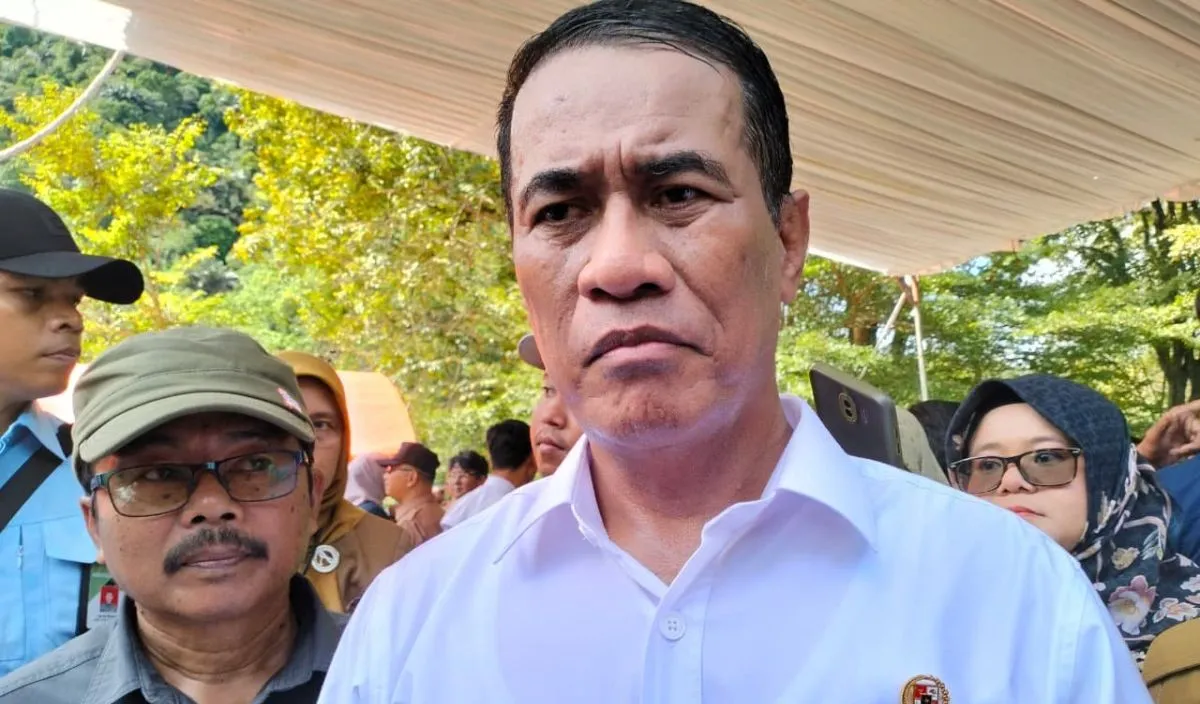 Ancaman Penarikan Bantuan Pertanian: Mentan Soroti Kelambatan Penanganan Bencana di Sumbar
