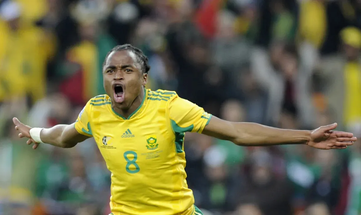 Gol Spektakuler Siphiwe Tshabalala Buka Piala Dunia 2010