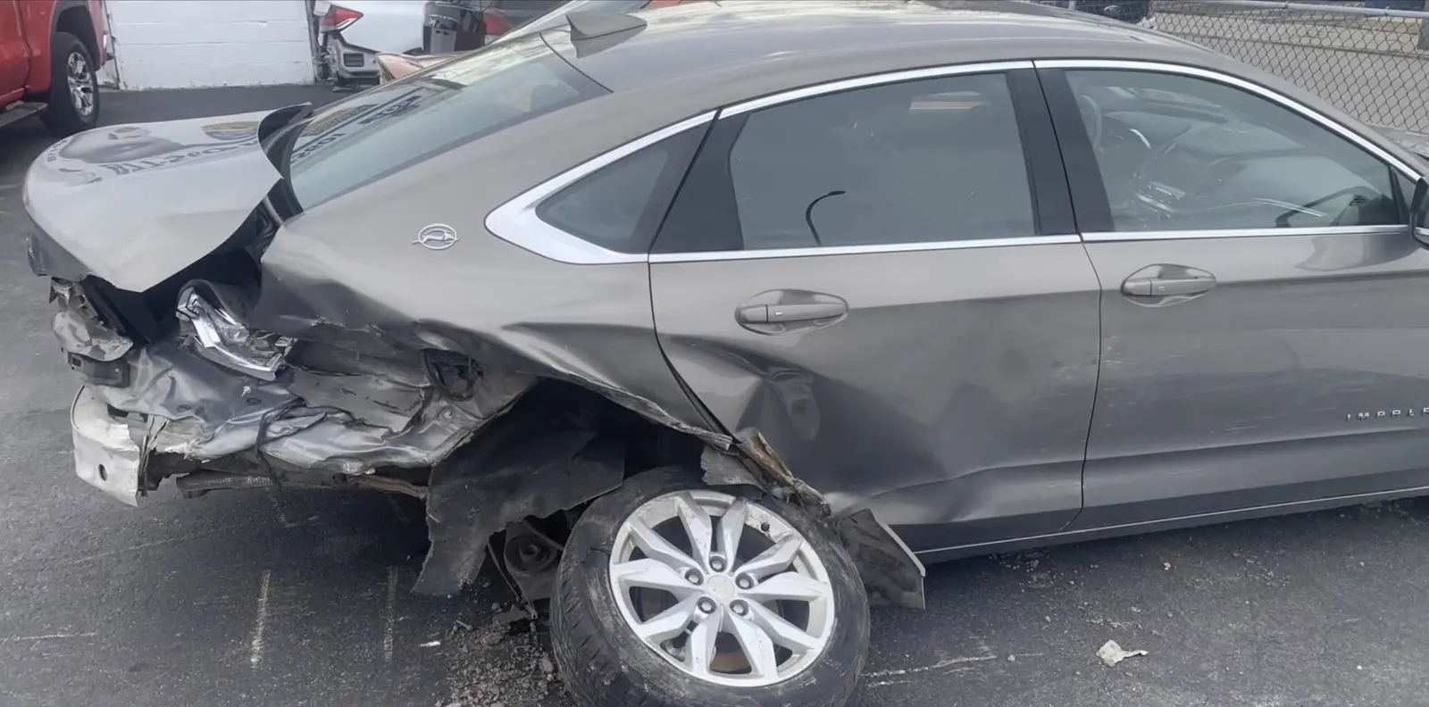 Mobil Rusak Akibat Pelaku Kejahatan yang Kabur, Pemilik Tak Dapat Ganti Rugi Asuransi