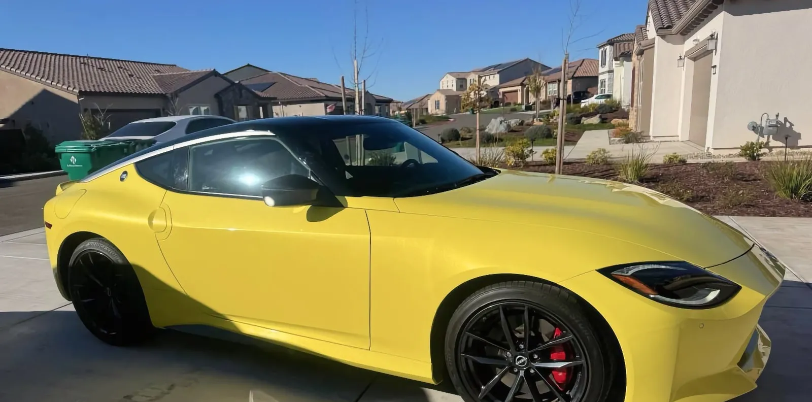 Nissan Z 2023 Manual 6-Percepatan Dijual Seharga $41.800, Apakah Layak Dibeli?