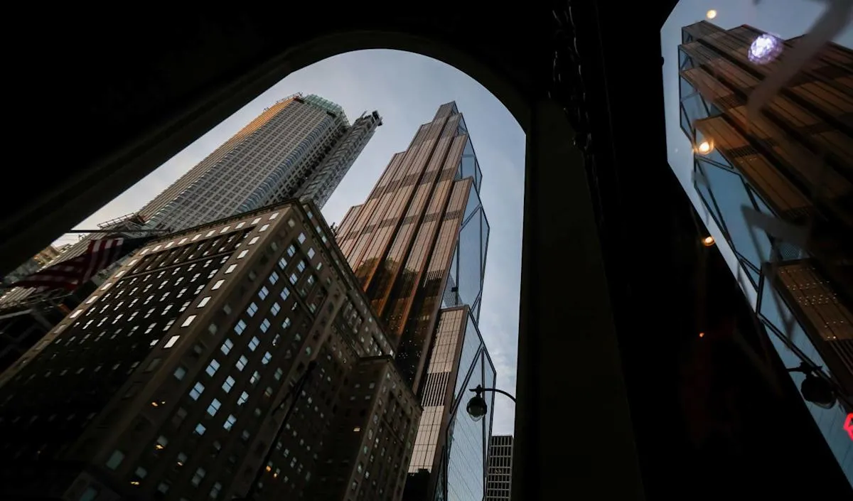JPMorgan Peringatkan Investor Bergerak ke Aset Aman di Tengah Serangan DeFi