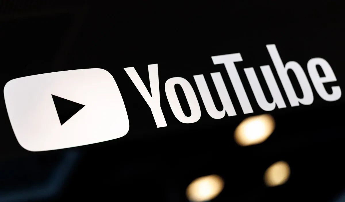 YouTube Uji Coba Fitur Pencarian Berbasis AI untuk Jawaban Terpandu