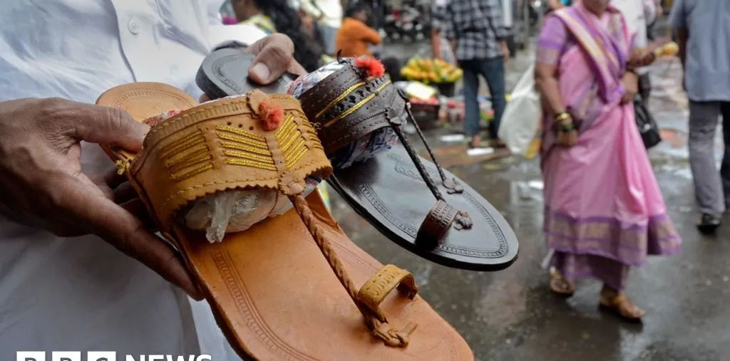Prada Rilis Sandal Buatan India Setelah Dihujat atas Peniruan Budaya