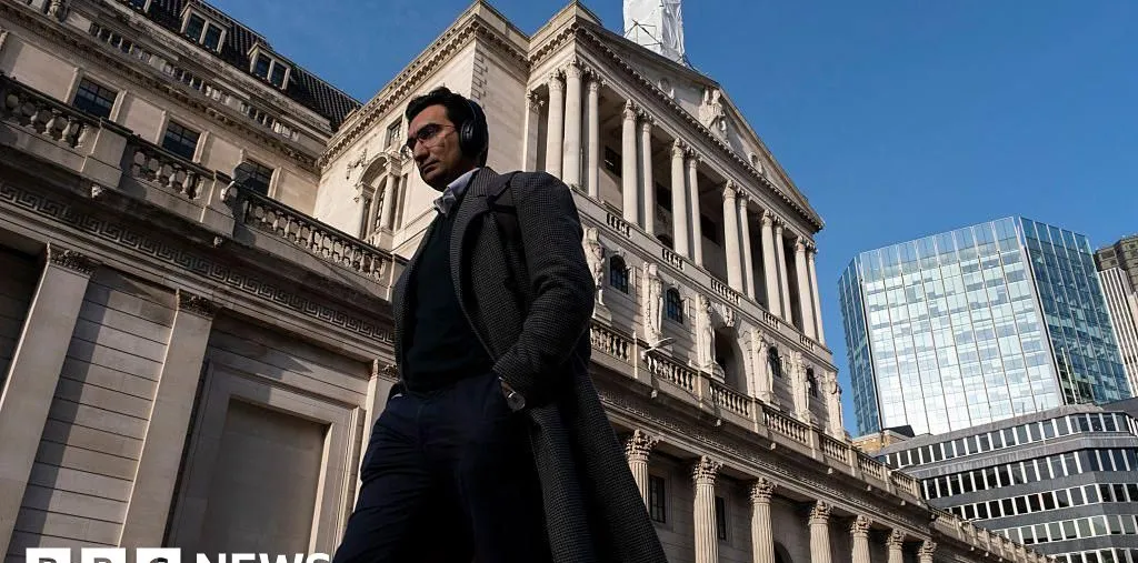 Bank of England Pertimbangkan Kenaikan Suku Bunga Akibat Ketidakpastian Harga Minyak