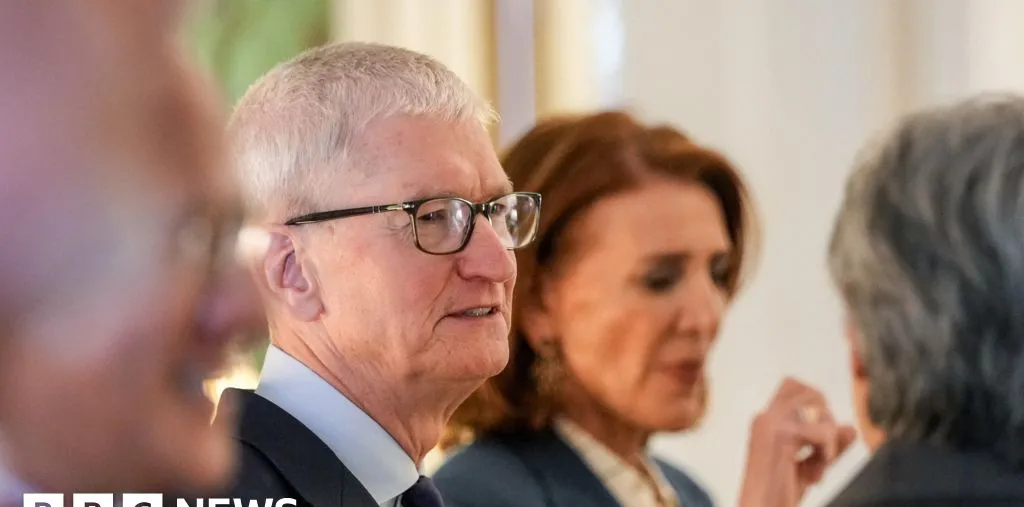 Penjualan iPhone Melonjak, Apple Sebut iPhone 17 Paling Populer Sepanjang Sejarah