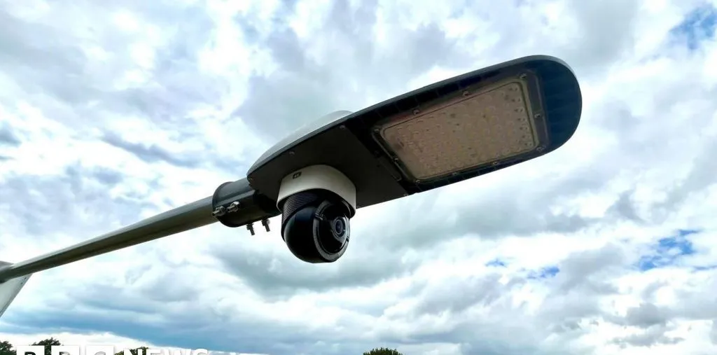 Perusahaan Inggris Rintis Pusat Data Berbasis Tiang Lampu Pintar