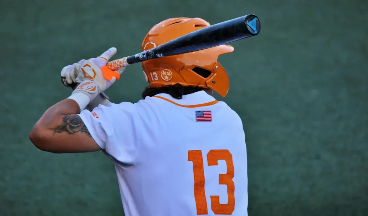 Tennessee Raih Kemenangan 8-1 atas Presbyterian