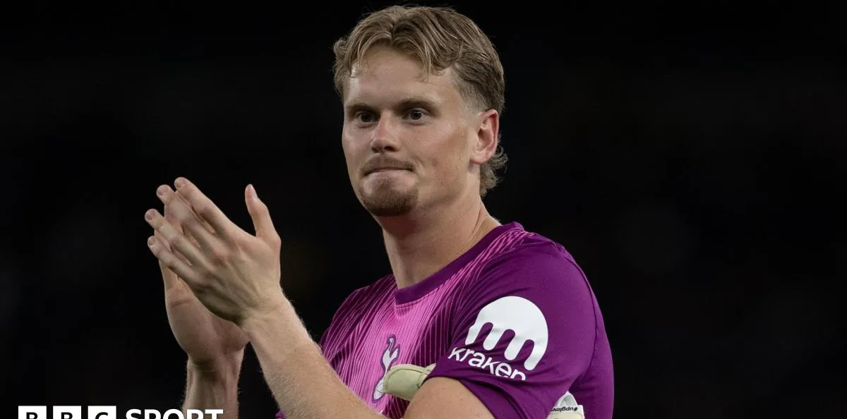 Penyelamatan Gemilang Antonin Kinsky, Momen Kebangkitan Kiper Tottenham?