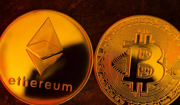 Harga Bitcoin dan Ethereum Turun pada Selasa, 12 Mei 2026