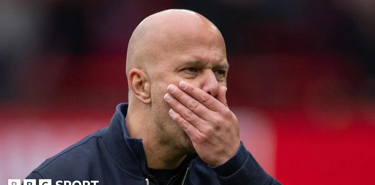 Pemilik Liverpool Hadapi Dilema: Pertahankan atau Ganti Pelatih Arne Slot?