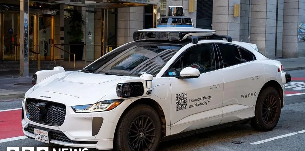 Waymo Tarik Ribuan Robotaxi di AS Akibat Masalah Perangkat Lunak yang Berpotensi Masuk Jalan Banjir