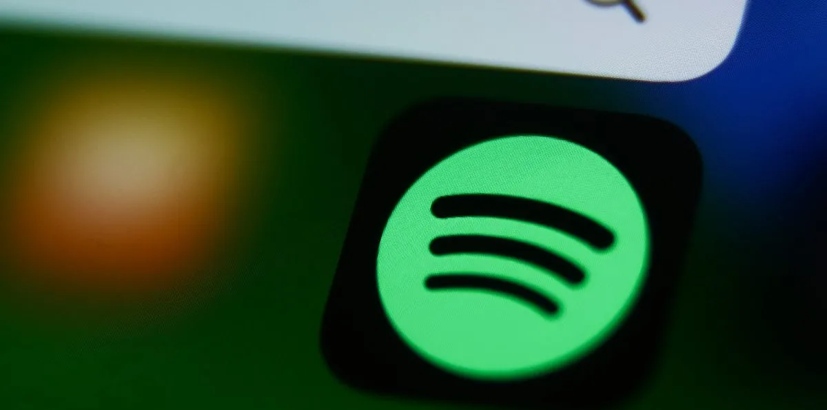 Spotify Gandeng Universal Music Group untuk Fitur AI Cover dan Remix Lagu Buatan Penggemar