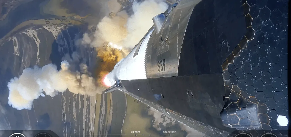 SpaceX Luncurkan Starship V3 Pertama Kali, Namun Booster Gagal Kembali