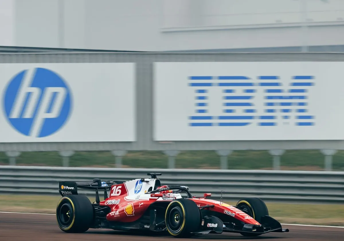 Ferrari Gandeng IBM untuk Tingkatkan Keterlibatan Penggemar Lewat AI