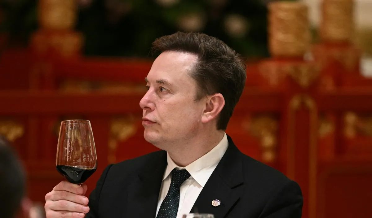 Elon Musk Disebut Tinggalkan Energi Surya Terestrial untuk Fokus ke Luar Angkasa
