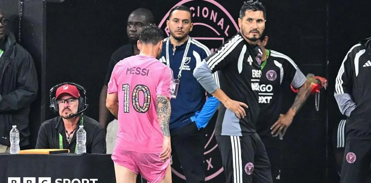 Lionel Messi Alami Cedera Ringan Jelang Piala Dunia, Pelatih Sebut Faktor Lapangan