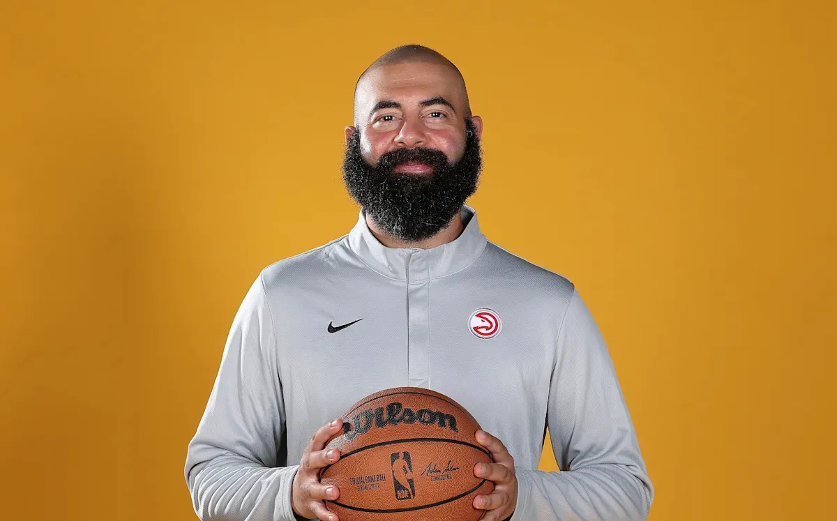 Onsi Saleh Dikabarkan Perpanjang Kontrak Jangka Panjang Sebagai General Manager Hawks