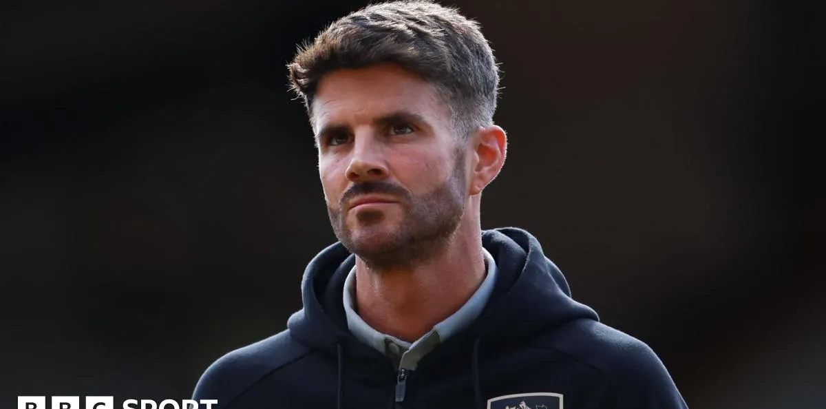 Huddersfield Town Tunjuk Martin Drury Sebagai Pelatih Kepala