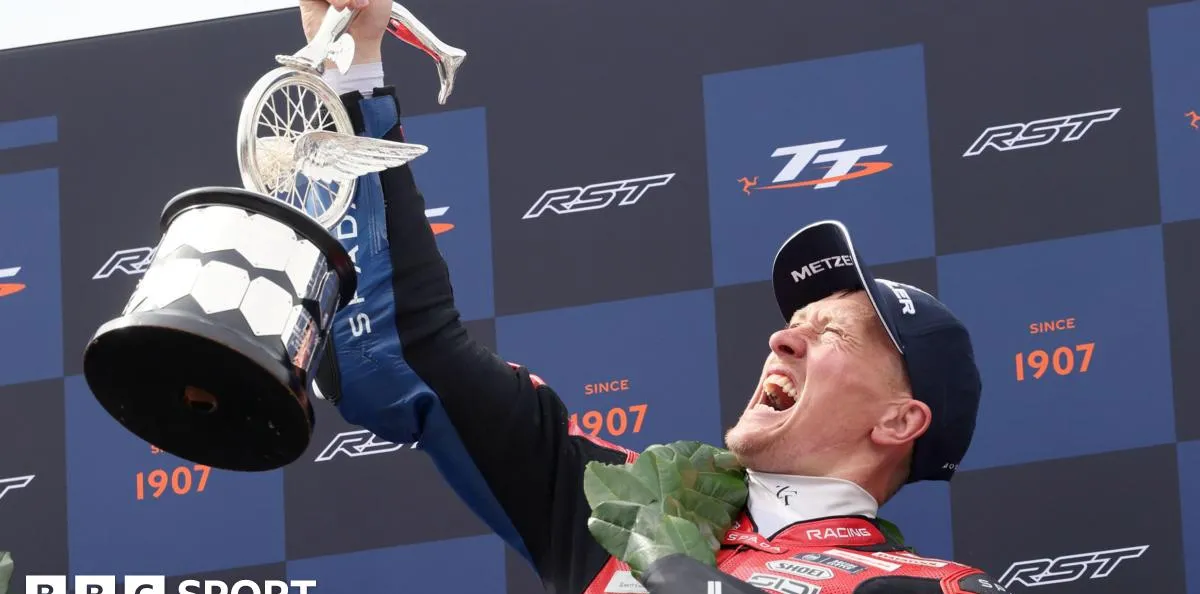 Dean Harrison Raih Kemenangan Keenam di Isle of Man TT Superbike
