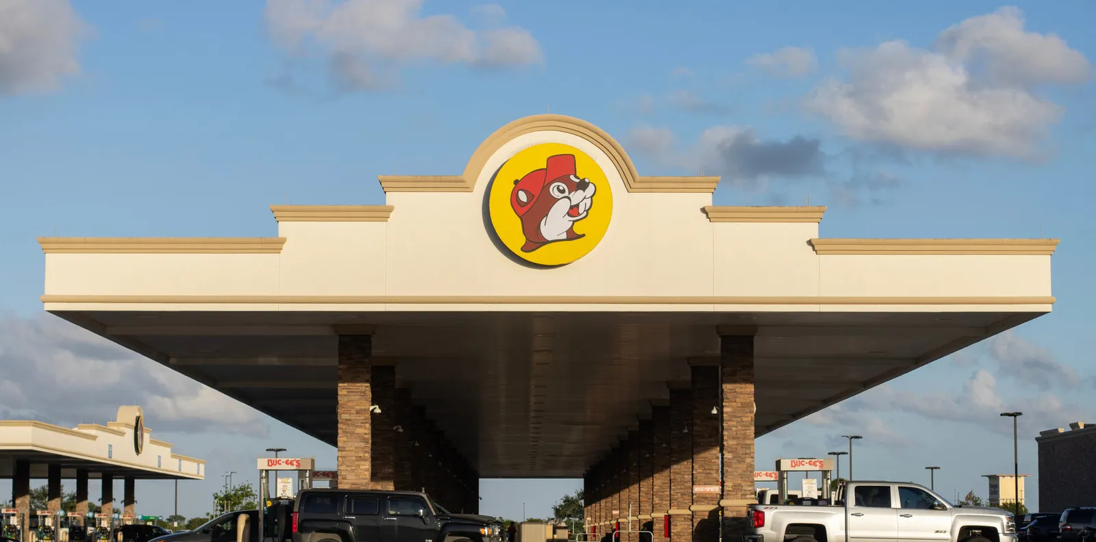 Buc-ee's Tegaskan Larangan Parkir Menginap Kendaraan, Termasuk RV