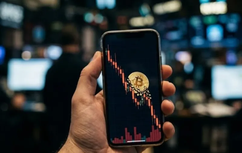Bitcoin Catat Tren Penurunan Terpanjang Sejak Agustus, Nilai Pasar Tergerus