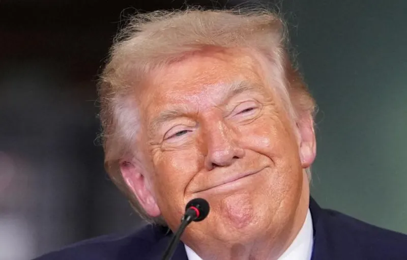 FIFA Undang Donald Trump Serahkan Trofi Piala Dunia 2026 Bersama Meksiko dan Kanada