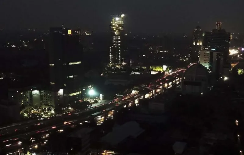 PLN Jelaskan Penyebab Mati Lampu yang Ganggu Lalu Lintas Surabaya