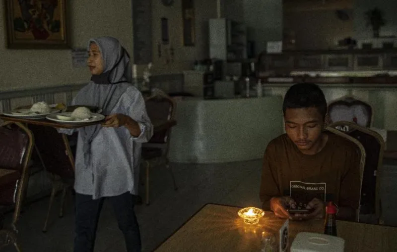 PLN Ungkap Penyebab Mati Lampu Bergilir Akibat Gangguan Pembangkit