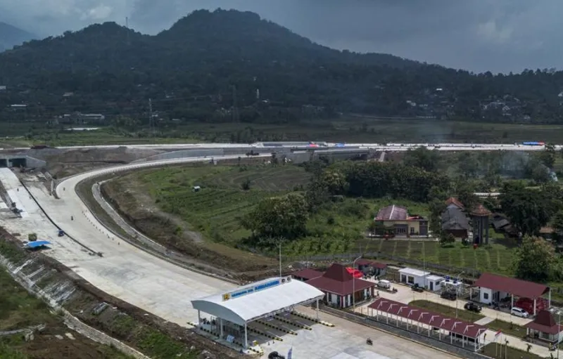 Kementerian PUPR Targetkan 10 Ruas Tol Baru Fungsional untuk Libur Nataru 2026