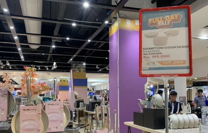 Transmart Gelar Full Day Sale Tawarkan Peralatan Masak dan Makan di Bawah Rp100 Ribu