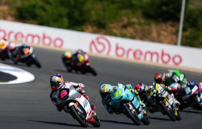 Veda Ega Pratama Finis Kelima di Moto3 Ceko Meski Start dari Posisi ke-20