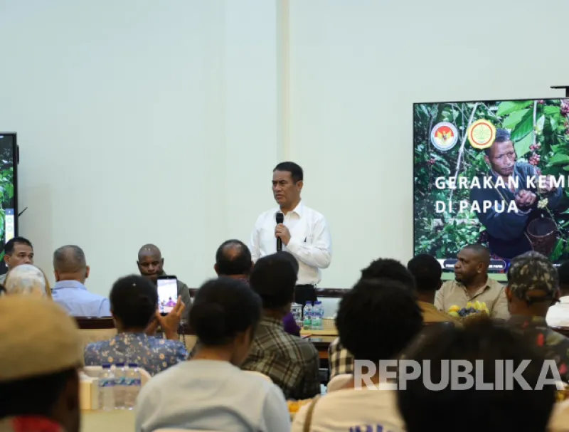 Mentan Amran dan Mahasiswa Papua Luncurkan Gerakan Kembali Berkebun untuk Ekonomi Lokal