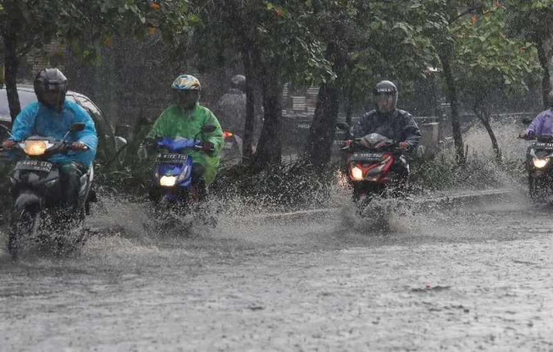 BMKG: Sejumlah Wilayah Indonesia Berpotensi Hujan Meski Musim Kemarau
