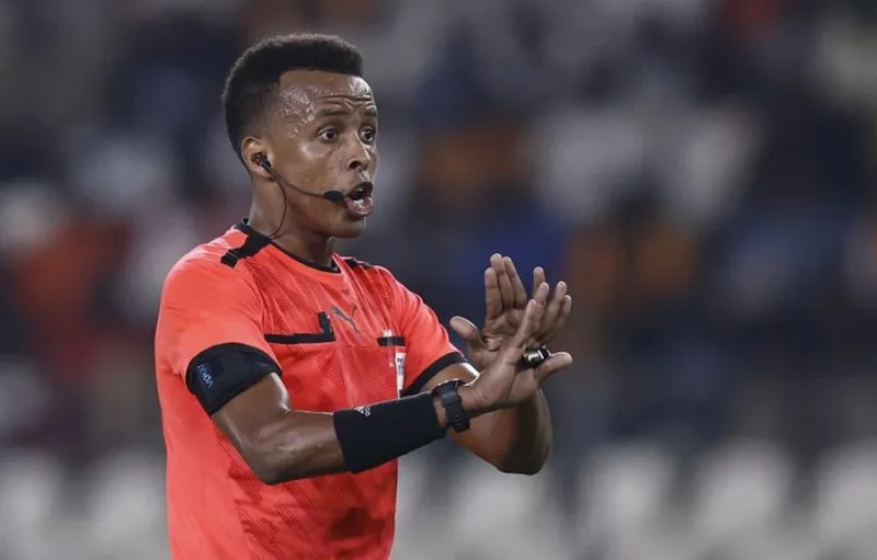 Wasit Somalia yang Sempat Ditolak AS Akan Pimpin Piala Super Eropa