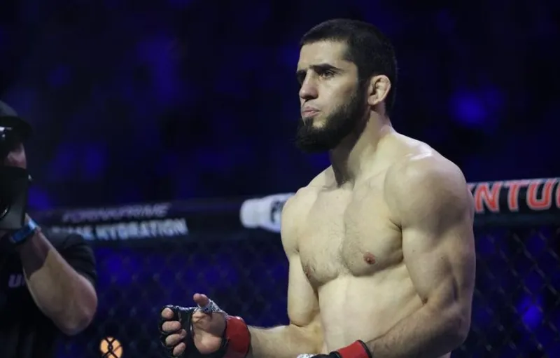 Islam Makhachev Ingin Duel Tinju dengan Conor McGregor