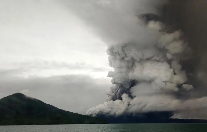 Erupsi Gunung Anak Krakatau Tak Berpotensi Tsunami, Berbeda dengan Peristiwa 2018