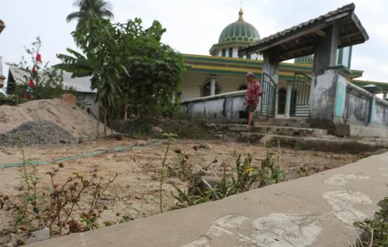 BMKG: Penyebaran Abu Vulkanik Anak Krakatau ke Jawa Timur Tergantung Arah Angin
